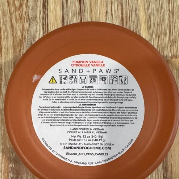 Sand + Paw Pumpkin & Vanilla Candle - Warm Orange 12 Oz
2 wick - Picture 3 of 4